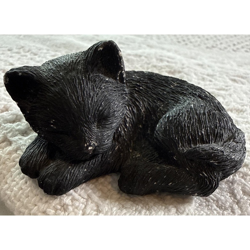 Vintage Sandicast Sleeping Black Cat Approx 1.0x2.50" USA Stamped Brue